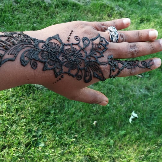 Akron Henna Artist - Body Painter in Akron, OH