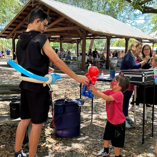 Alex Balloons - Balloon Twister in Hollywood, FL