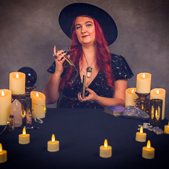 Amy The Kitchen Witch - Tarot Reader / Variety Entertainer in Kansas City, MO