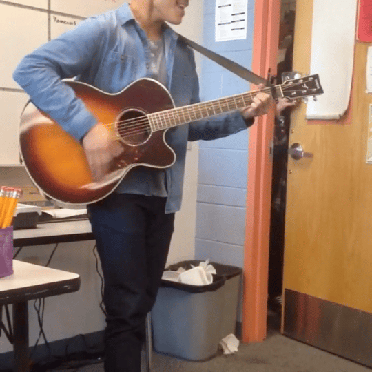 Anthony Castro - Singing Guitarist in Phoenix, AZ