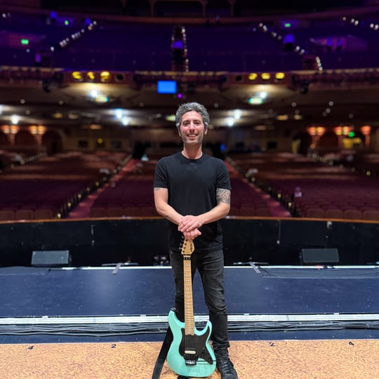 Ari Plays Guitar - Guitarist in New York City, NY