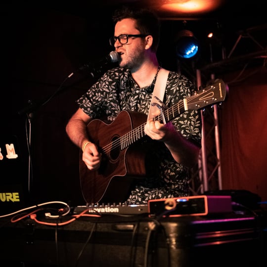 Austin Vernon - Singing Guitarist / Karaoke DJ in Jacksonville, FL