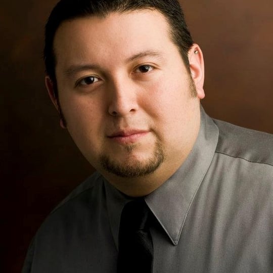 Betillo Arellano Music - Classical Singer in Peru, IL