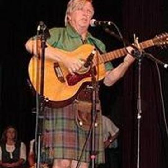 Carl Peterson - Folk Singer in Kutztown, PA
