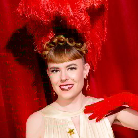 Céleste Vé Dette - Burlesque Entertainment in Detroit, MI