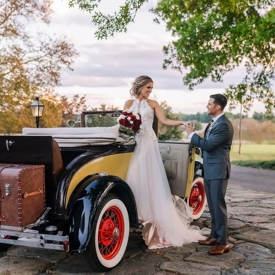 Justy Photography - Photographer / Wedding Photographer in Honolulu, HI