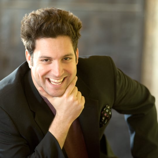 David Harris - Comedy Magician in Minneapolis, MN