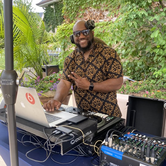 DJ Chuck Deezy - Mobile DJ / Wedding DJ in Oklahoma City, OK