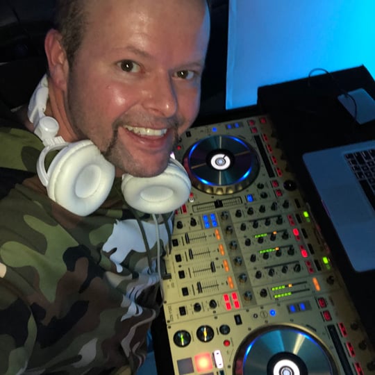 DJ Kizra - DJ / Event DJs in Houston, TX