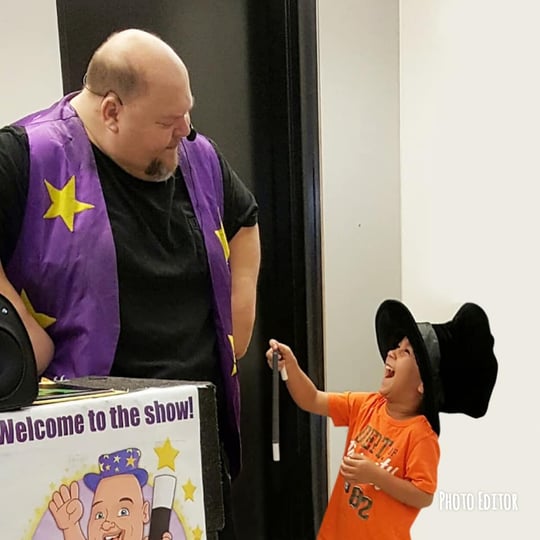 Vegas Kids Magician - Children’s Party Magician in Las Vegas, NV