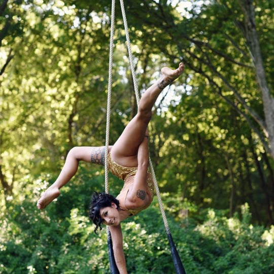 Xochitl Sosa - Aerialist in Oakland, CA