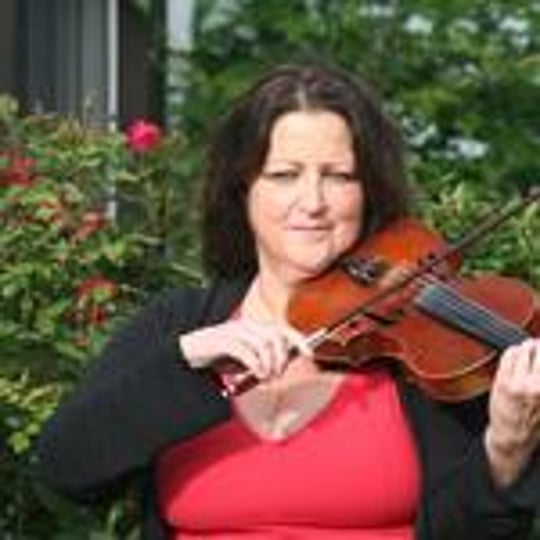 Elizabeth Delk Stacy - Violinist in Baltimore, MD