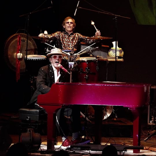 Elton Dan and The Rocket Band - Tribute Band / Elton John Impersonator in Lees Summit, MO