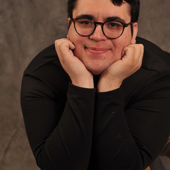 Ethan Sandoval - Stand-Up Comedian in Chicago, IL