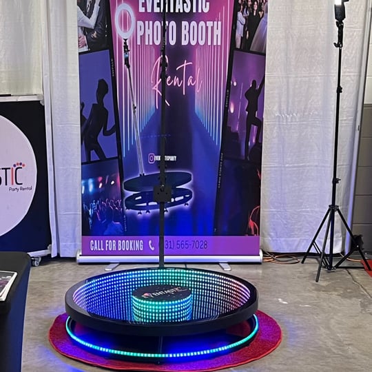 Eventastic Party 360 Spin Booth - Photo Booths / Family Entertainment in Amityville, NY