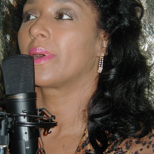 Fatima - Wedding Singer / Wedding Entertainment in Memphis, TN