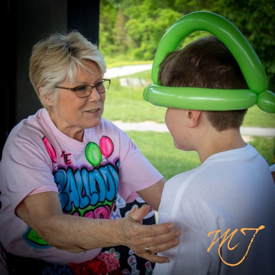 The Balloon Lady - Balloon Twister in Louisville, KY