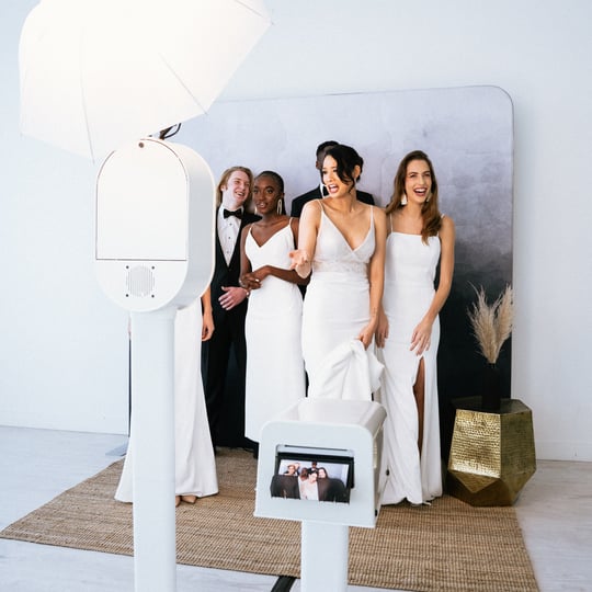 Gendy Photobooth - Photo Booths in Royal Oak, MI