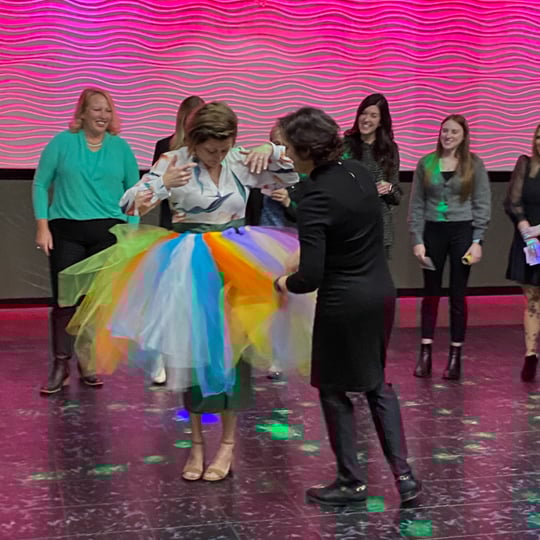 Gina Bell - Motivational Speaker / Corporate Event Entertainment in Dyer, IN
