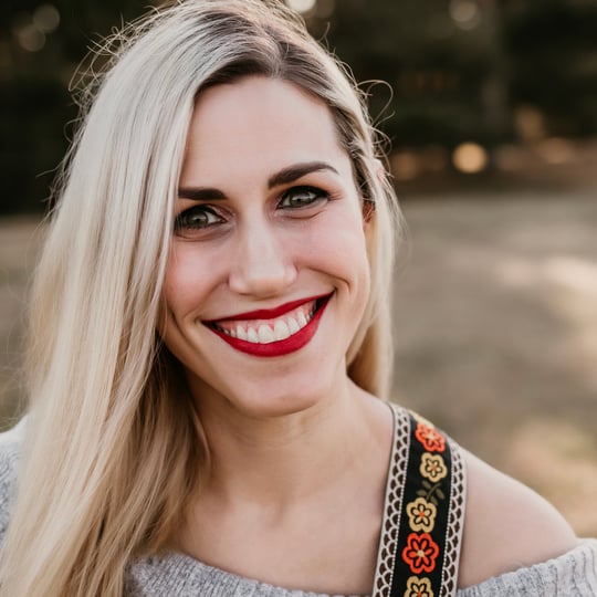 Hannah Nall - Singing Guitarist in Lincoln, NE