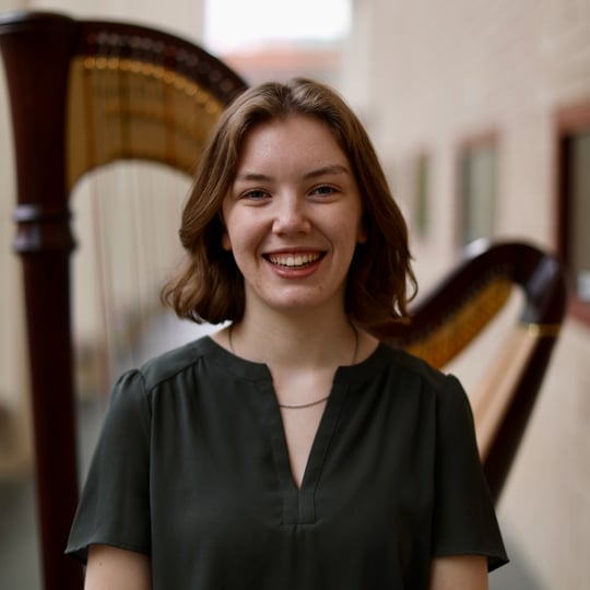 Harpist Emily Reader - Harpist in Evanston, IL