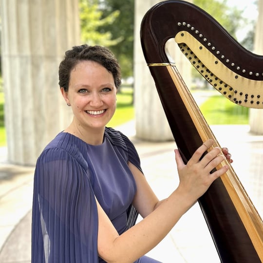Harpist LeAnne Bennion - Harpist in Chicago, IL