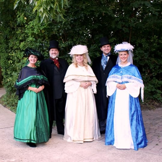 Holiday Cheer Entertainment - Christmas Carolers in Dallas, TX