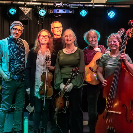 Illiteratty - Acoustic Band in Vancouver, BC