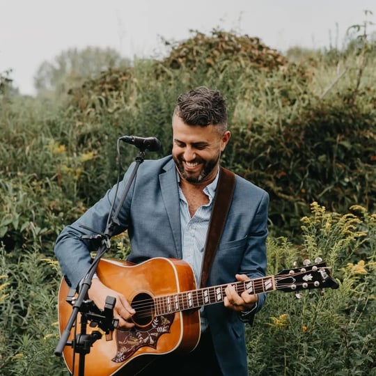 Isaiah Bennett - Singing Guitarist in Windham, ME