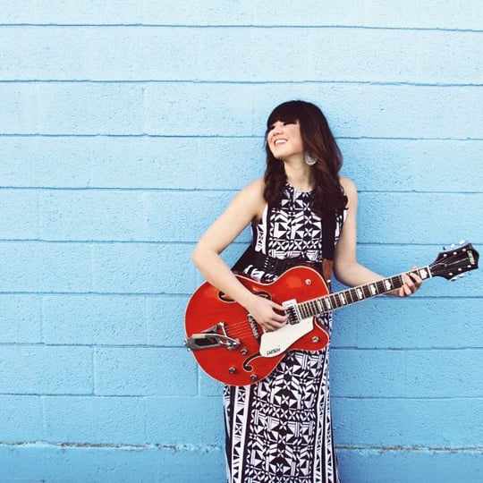 Janelle Loes - Singing Guitarist in Phoenix, AZ