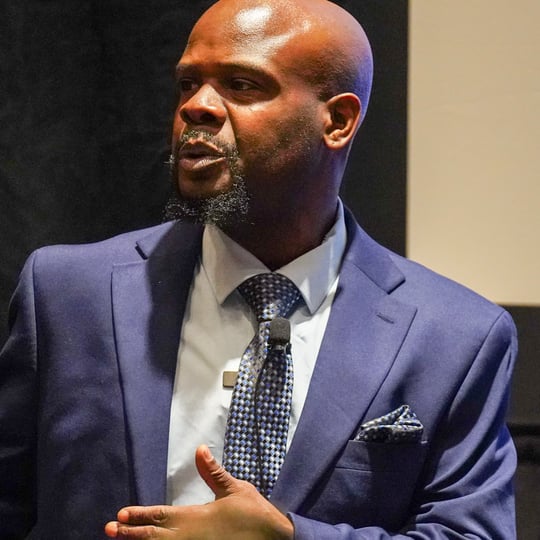 Joe Griffin Global Consulting LLC - Leadership/Success Speaker / Athlete/Sports Speaker in North Hollywood, CA