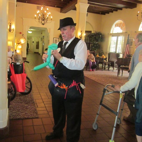 Joe The Balloon Dude - Balloon Twister / College Entertainment in Englewood, FL