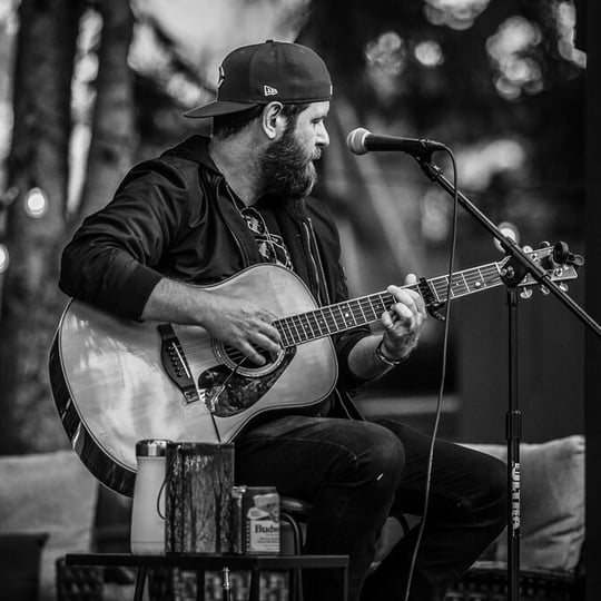 John Swardson - Singing Guitarist in Minneapolis, MN