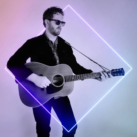 Jonan Rigsbee - Singing Guitarist in Dallas, TX