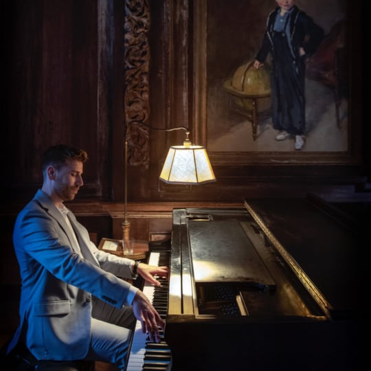 Jonathan Carlisle - Pianist / Wedding Musicians in Cincinnati, OH