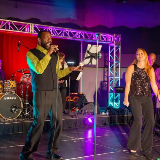 Kim & Company Band - Dance Band / Big Band in Toronto, ON