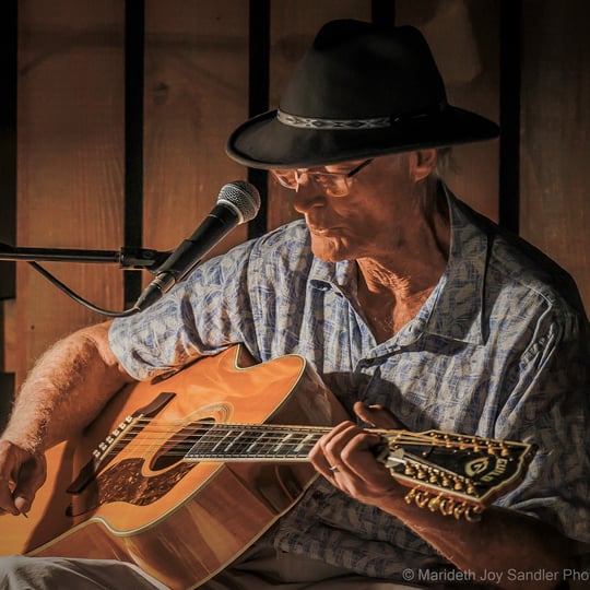 Kipp Tahosa - Singing Guitarist in Lyons, CO