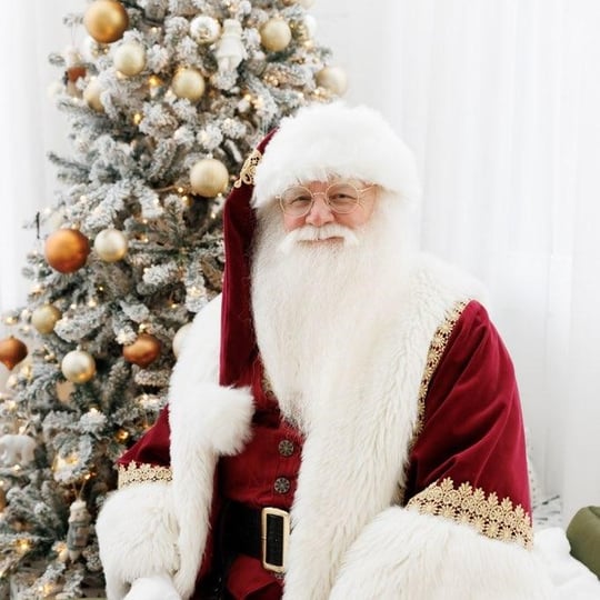 Kris Kringle Jim - Santa Claus in Warwick, RI