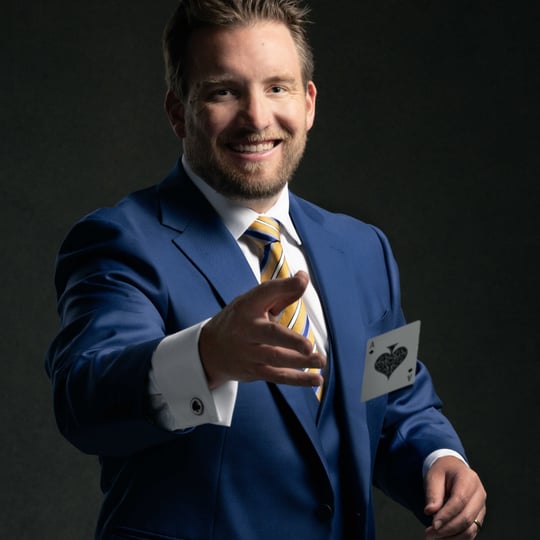 Kuj Magic - Magician in Milwaukee, WI