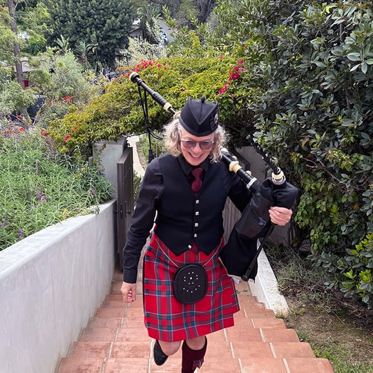 Megan Kenney Ladybagpiper - Bagpiper in Los Angeles, CA