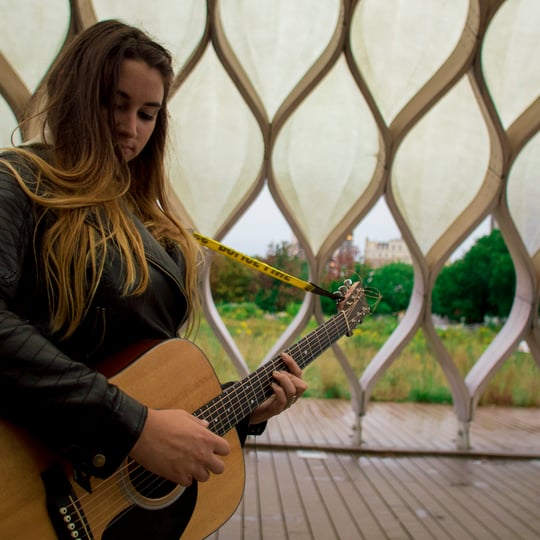 Liz Ridgely - Singing Guitarist / Wedding Musicians in Portsmouth, NH