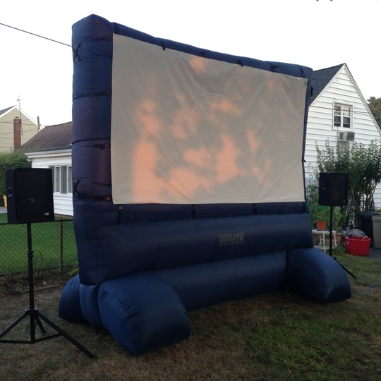 Long Island Backyard Movie - Outdoor Movie Screens in Merrick, NY