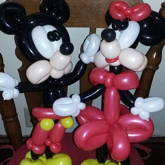 Ms. Twisty Pants - Balloon Twister / Family Entertainment in Rockford, IL