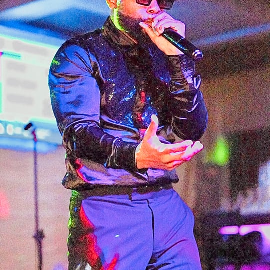 One man show - R&B Vocalist / R&B Group in Indianapolis, IN