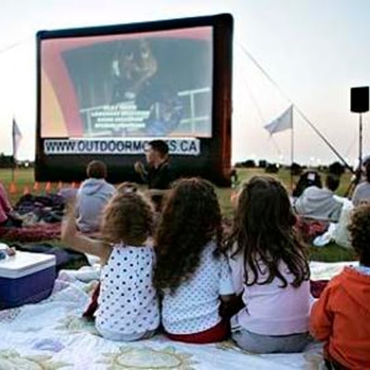 Open Air Projections Inc. - Outdoor Movie Screens in Toronto, ON