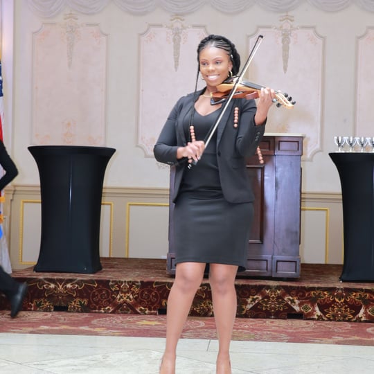 Priya DeBerry the Violinist - Violinist in New York City, NY