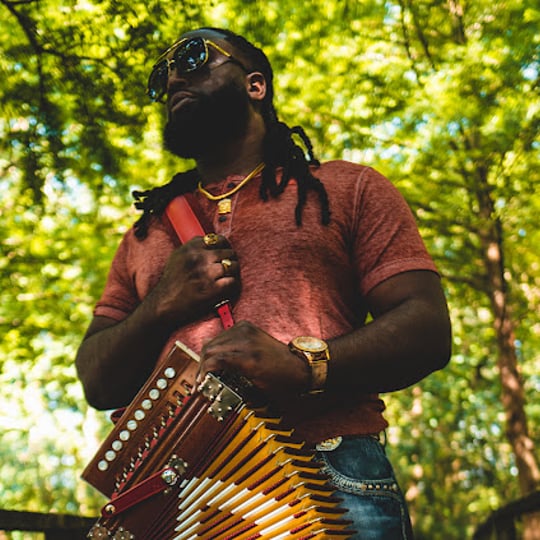 Raylon and Flat Town Zydeco - Cajun Band in Ville Platte, LA