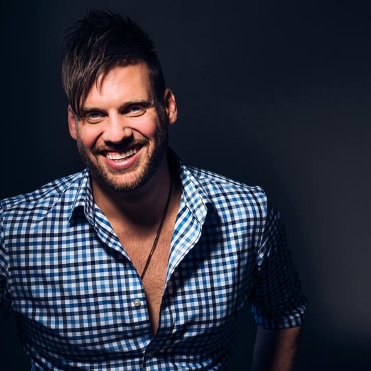 Robin Horlock - Singing Guitarist in Detroit, MI