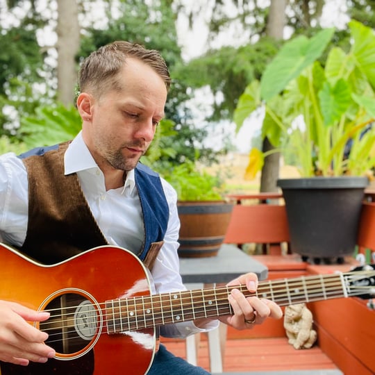 Michael Gibson - Guitarist in Olympia, WA
