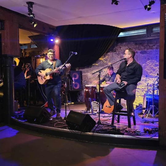 Son De Todos - Latin Band in Surrey, BC